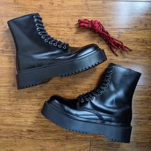 Jeffrey Campbell Sopas Platform Boots